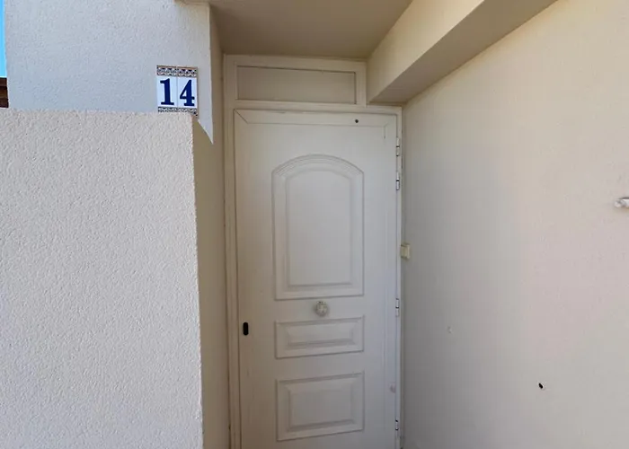 El Rancho Apartment *